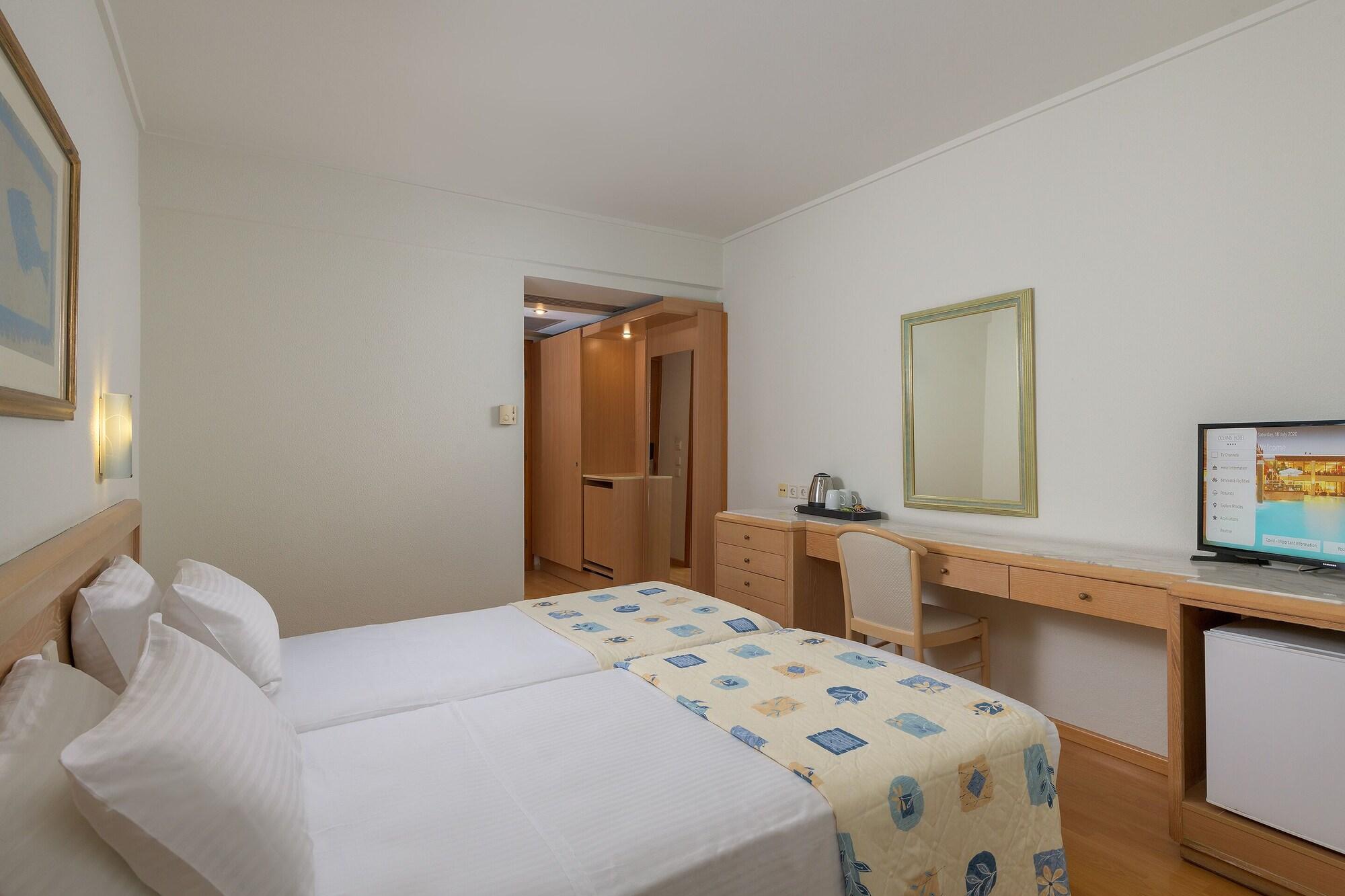 Oceanis Beach Hotel Ixia  Exteriör bild