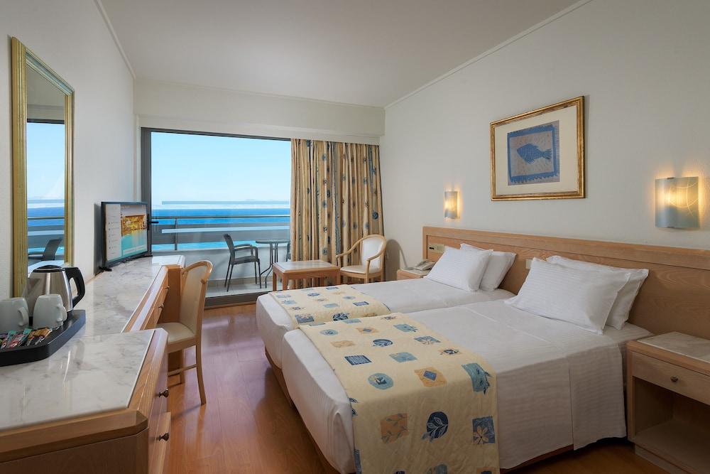 Oceanis Beach Hotel Ixia  Exteriör bild